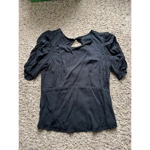 Abercrombie & Fitch Ruched Sleeve Crop Shirt